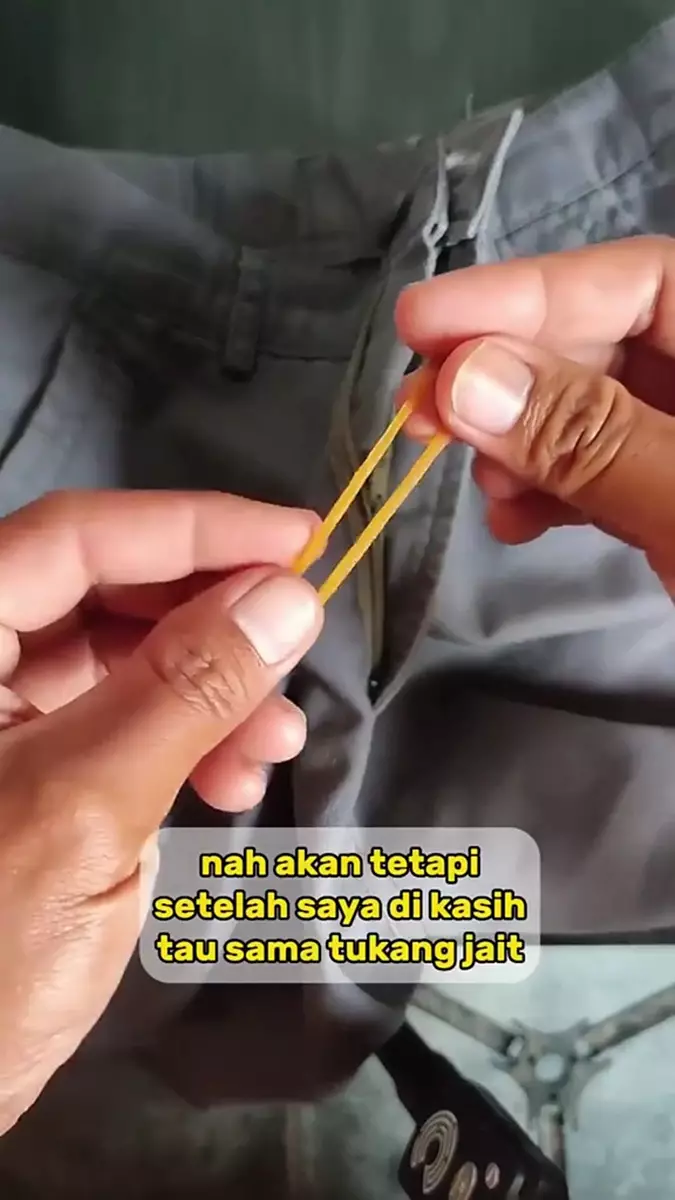 resleting celana turun terus pakai 1 alat dapur © 2024 brilio.net