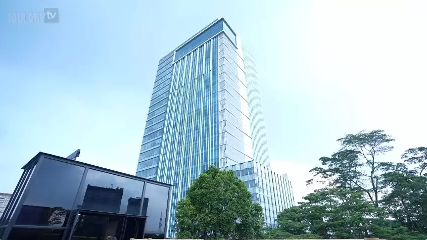 potret rooftop atta halillintar ala sunda © YouTube potret rooftop atta halillintar ala sunda © YouTube