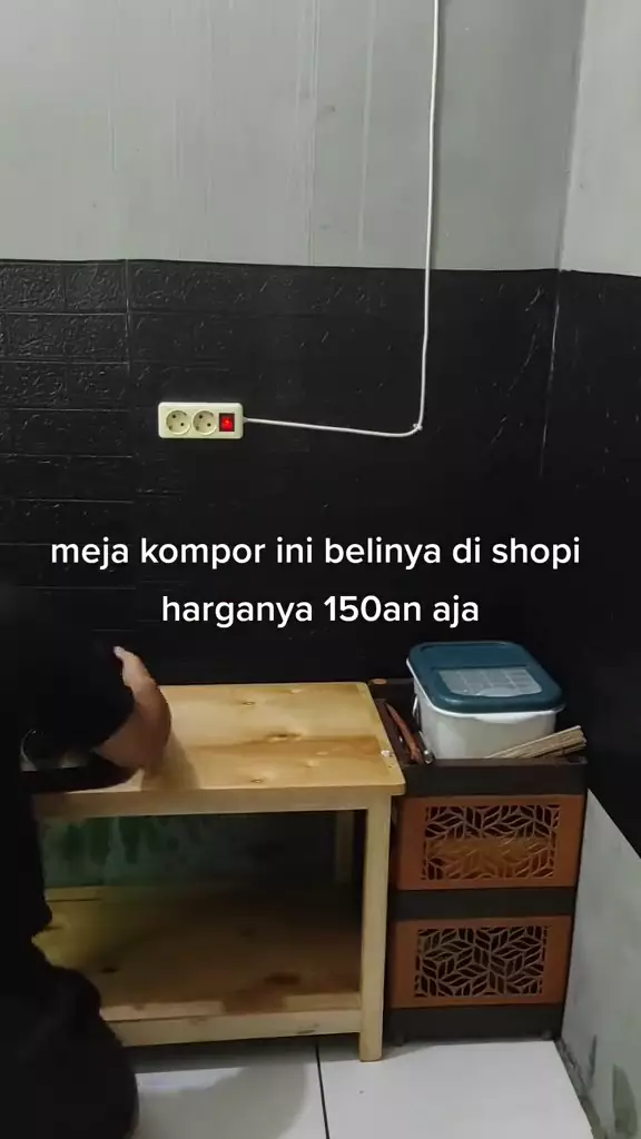 dapur di kontrakan 3 petak © 2024 TikTok