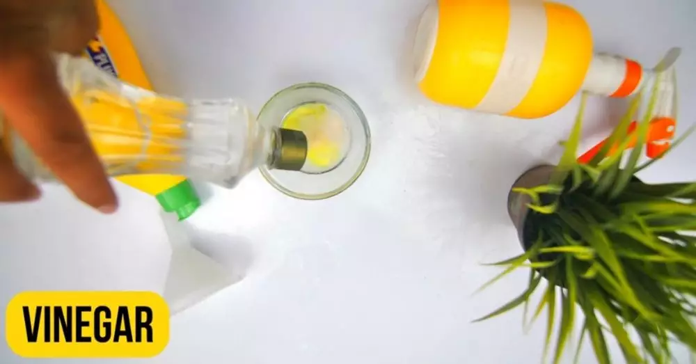 A simple way to get rid of mold stains on wooden cupboards, make them