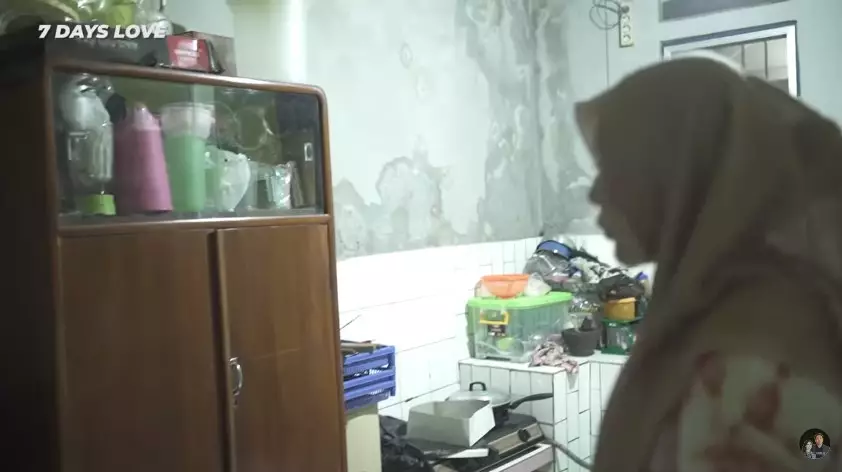 rumah masa kecil Rey Utami © YouTube rumah masa kecil Rey Utami © YouTube