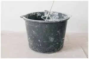 Modal Rp5.000, ini cara bersihkan kerak di ember agar bersih seperti baru cuma andalkan 1 bahan dapur