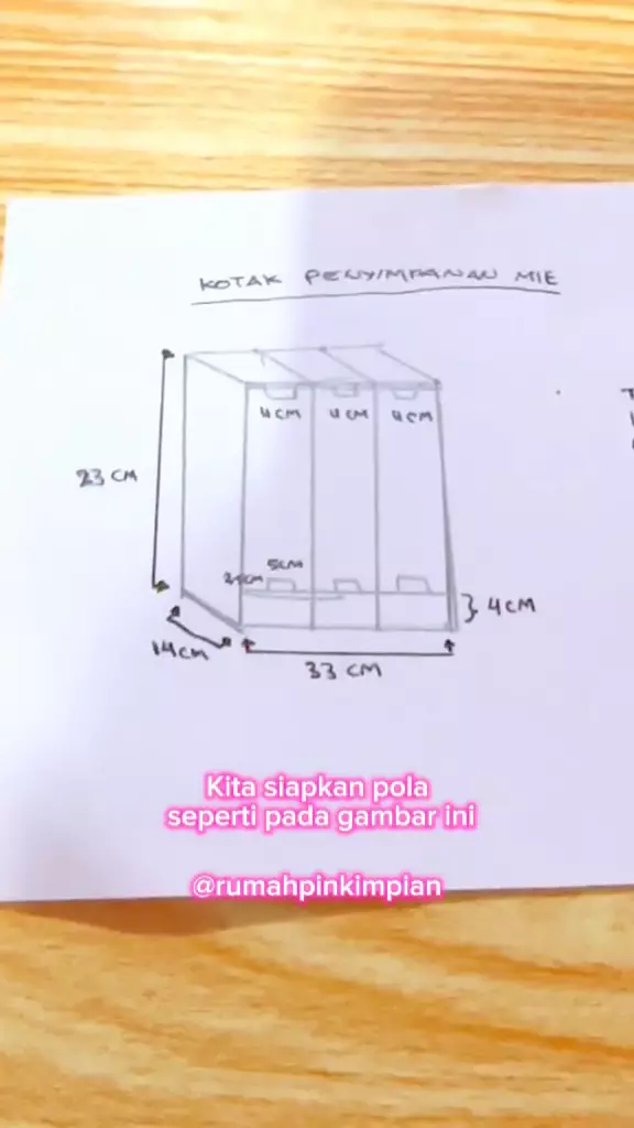 rak mi instan dari bahan bekas © 2024 TikTok