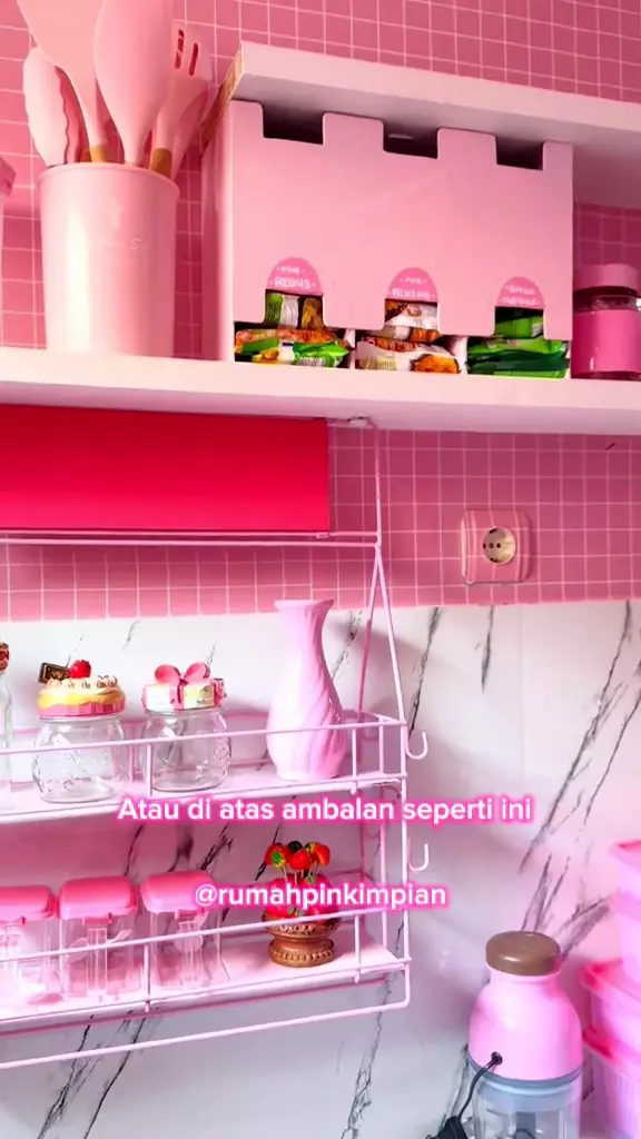 rak mi instan dari bahan bekas © 2024 TikTok