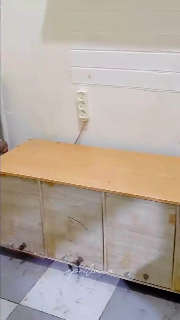 rak dapur dari lemari bekas © 2024 TikTok rak dapur dari lemari bekas © 2024 TikTok