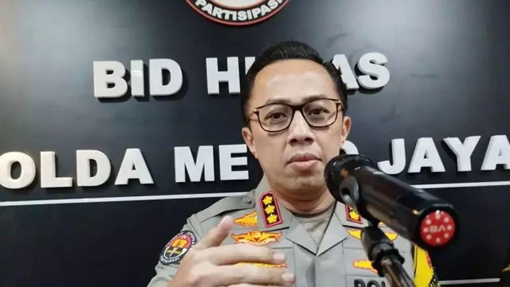 7 Fakta perampokan di toko jam tangan berbagai sumber 7 Fakta perampokan di toko jam tangan berbagai sumber