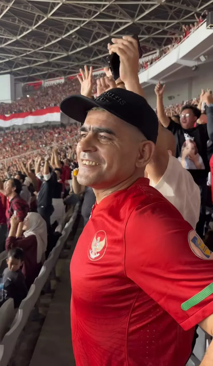 tanggapan pssi terkait gonzales duduk di tribun penonton berbagai sumber