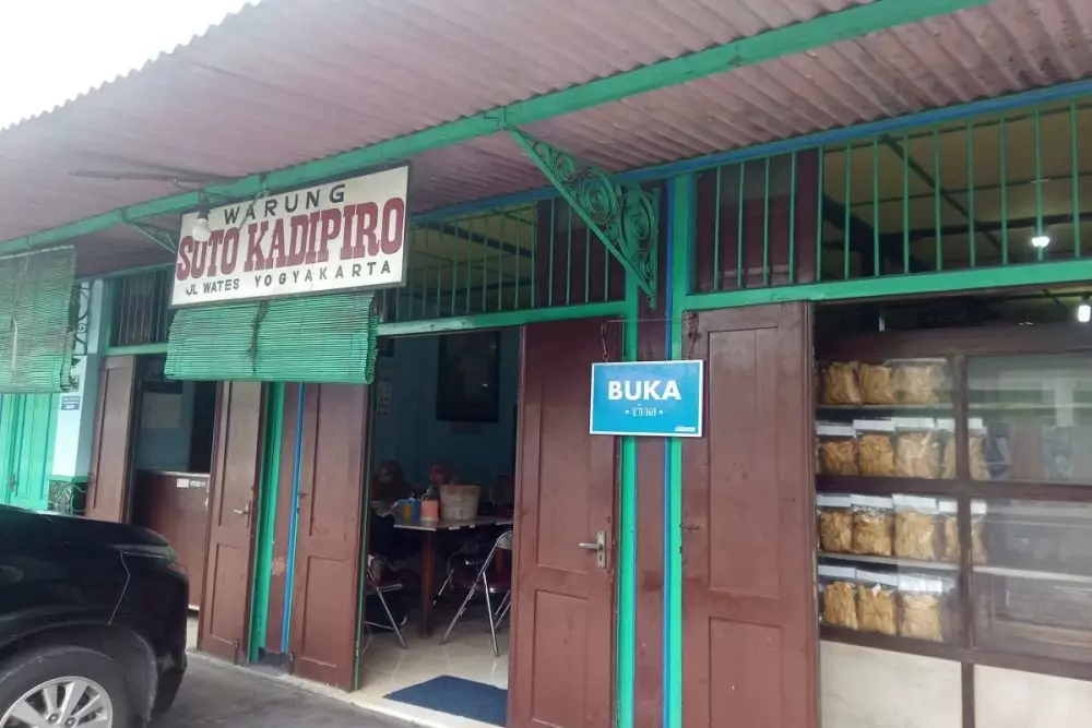 8 soto legandaris di Jogja yang tak sepi pengunjung dari berbagai sumber