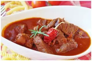 Tanpa diselimuti baking soda, ini trik mengolah bistik daging sapi jadi empuk andalkan 2 bahan dapur