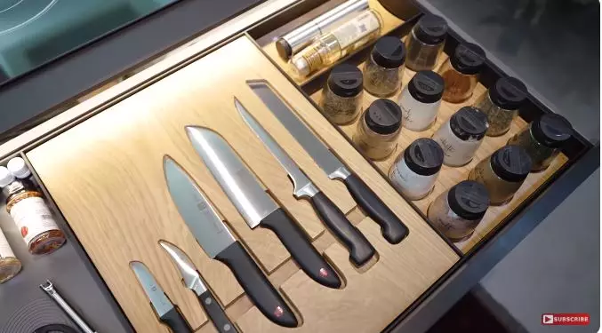 potret dapur bersih sharena delon © YouTube potret dapur bersih sharena delon © YouTube