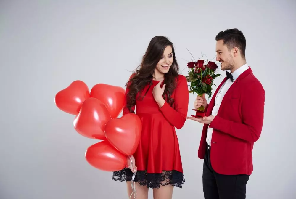 Kata-kata romantis panjang buat pacar © 2024 freepik.com Kata-kata romantis panjang buat pacar © 2024 freepik.com