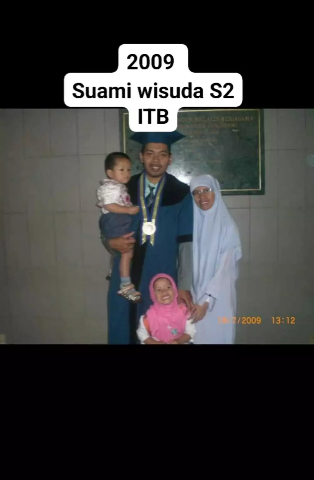 dosen nikahi karyawan pabrik © TikTok dosen nikahi karyawan pabrik © TikTok