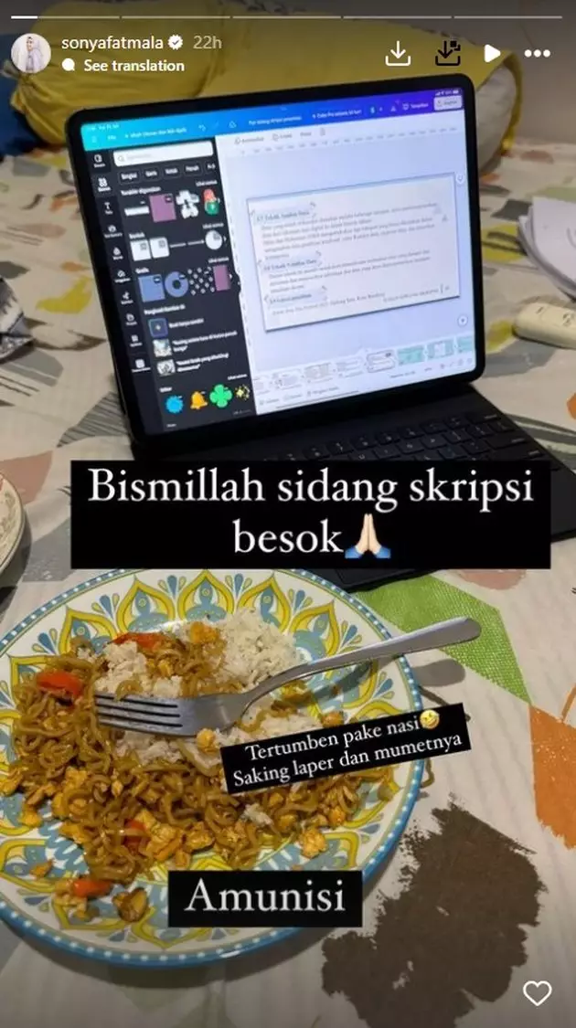 Sonya Fatmala lulus sidang skripsi © Instagram