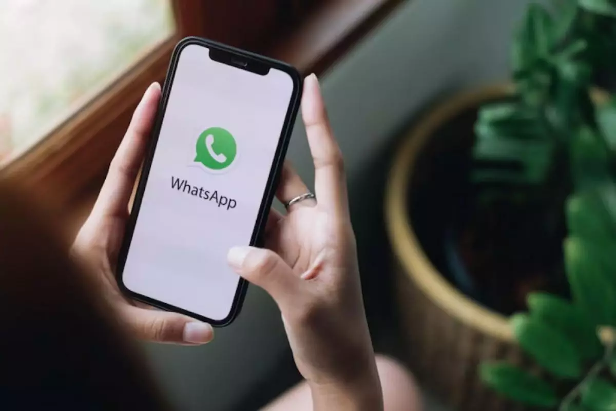 Cara mengatur unggahan foto di WhatsApp agar berkualitas HD