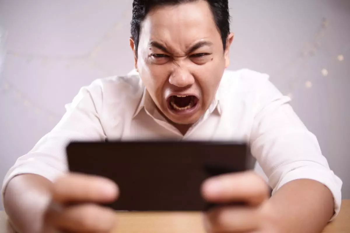 Cara mempercepat performa HP Android dengan mengubah pengaturan tersembunyi pakai opsi pengembang