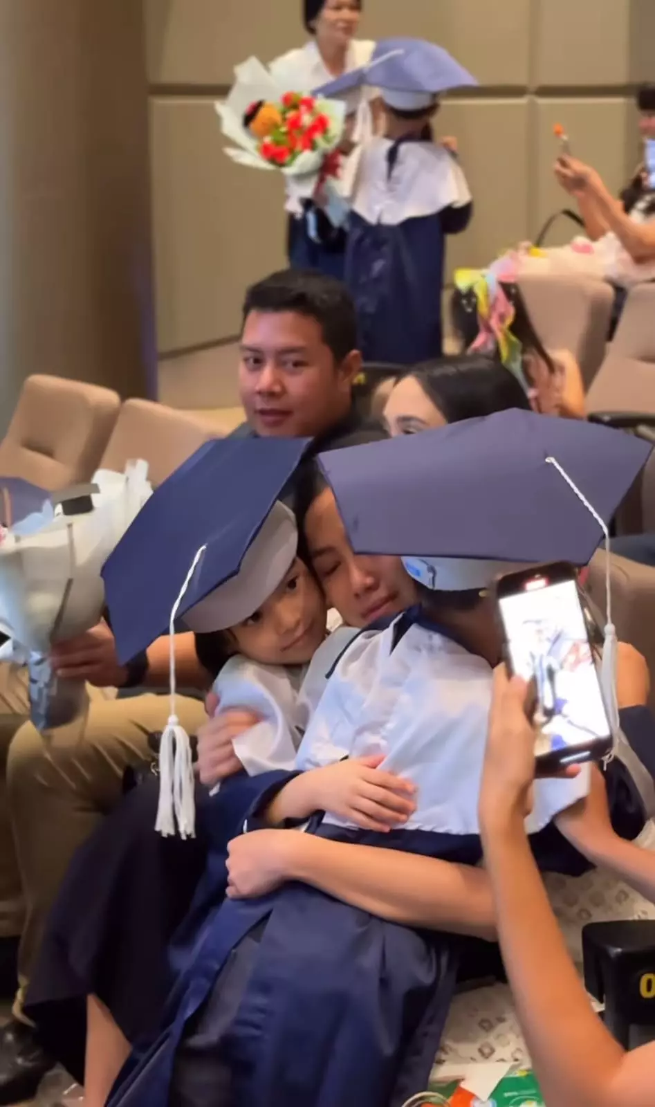 tamara tyasmara datang wisuda dante © Instagram