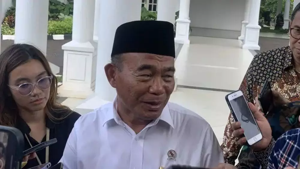Muhadjir Effendy dukung mahasiswa bayar kuliah pakai pinjol berbagai sumber Muhadjir Effendy dukung mahasiswa bayar kuliah pakai pinjol berbagai sumber