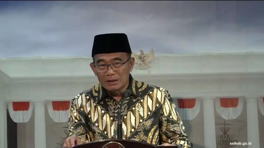 Muhadjir Effendy dukung mahasiswa bayar kuliah pakai pinjol berbagai sumber Muhadjir Effendy dukung mahasiswa bayar kuliah pakai pinjol berbagai sumber