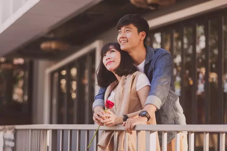 Kata-kata romantis singkat buat pasangan freepik.com Kata-kata romantis singkat buat pasangan freepik.com
