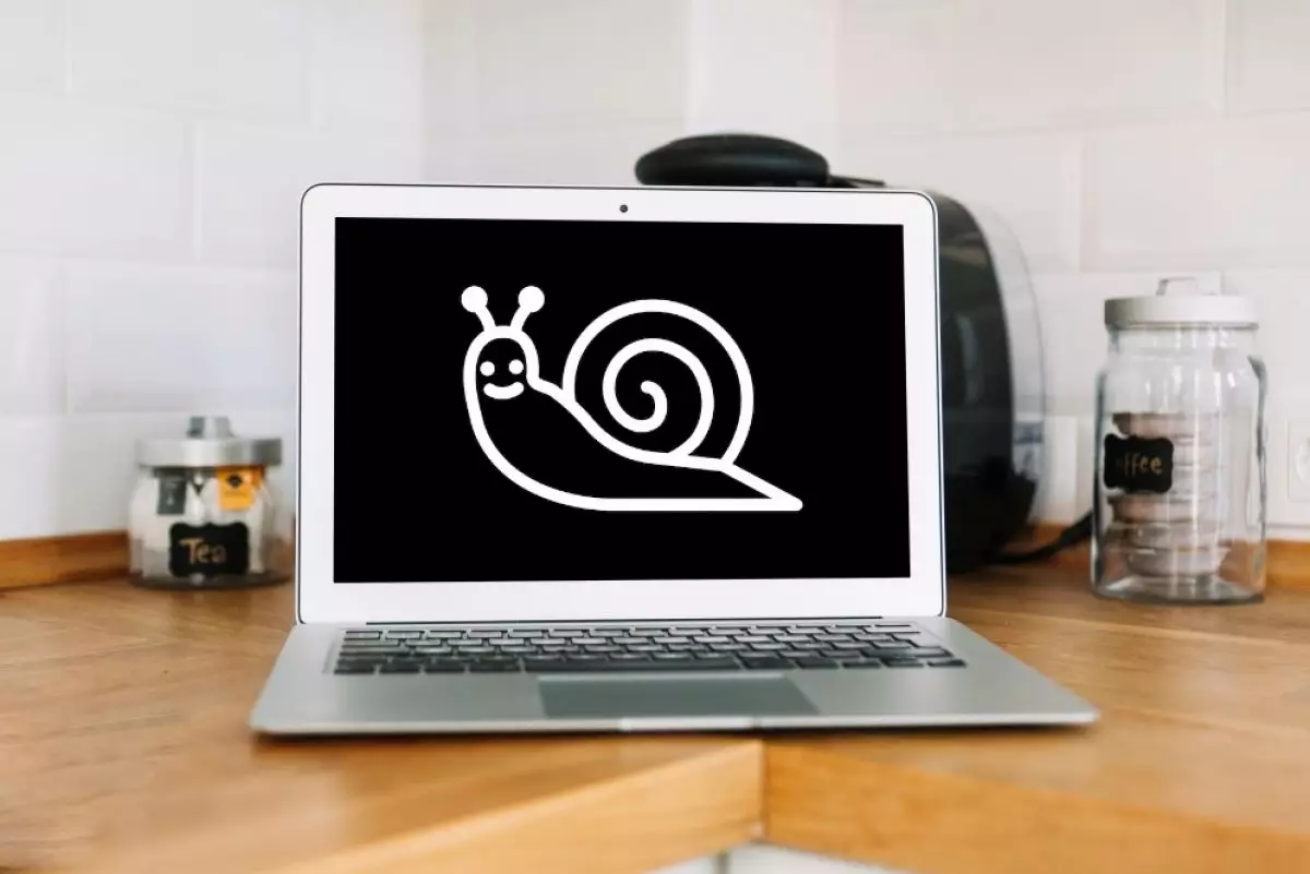 MacBook kamu berjalan lambat? Berikut 10 Tips sederhana untuk mempercepatnya