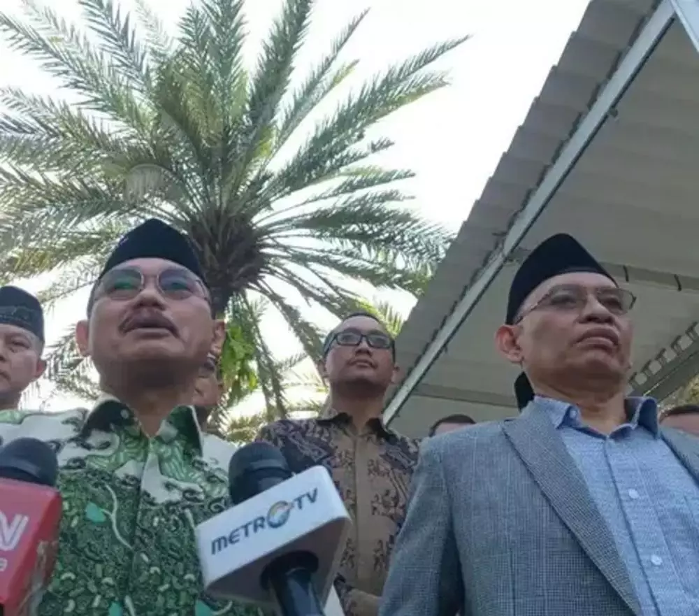 Budi Santoso kembali diangkat jadi Dekan FK Unair berbagai sumber