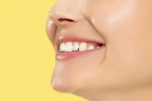 Rempah penghangat tubuh ini bisa putihkan gigi kuning, cuma dicampur 2 bahan dapur