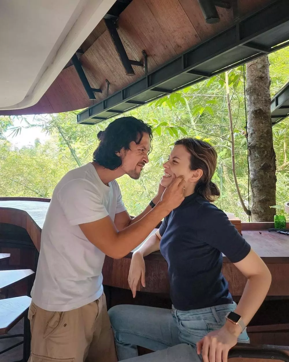 reaksi Edward Akbar digugat cerai © Instagram