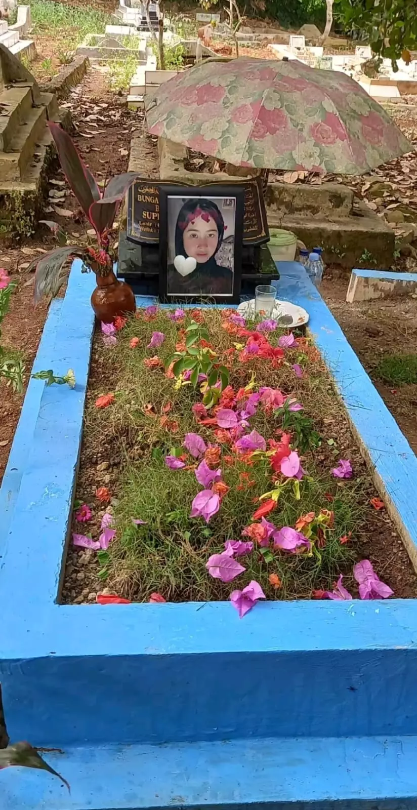 obati rindu ke anak yang baru meninggal  © TikTok obati rindu ke anak yang baru meninggal  © TikTok
