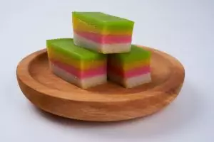 [KUIS] Ungkap karakter tersembunyimu melalui caramu makan kue lapis