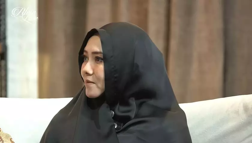 anne kurniasih sebut diratukan teddy syah © YouTube anne kurniasih sebut diratukan teddy syah © YouTube