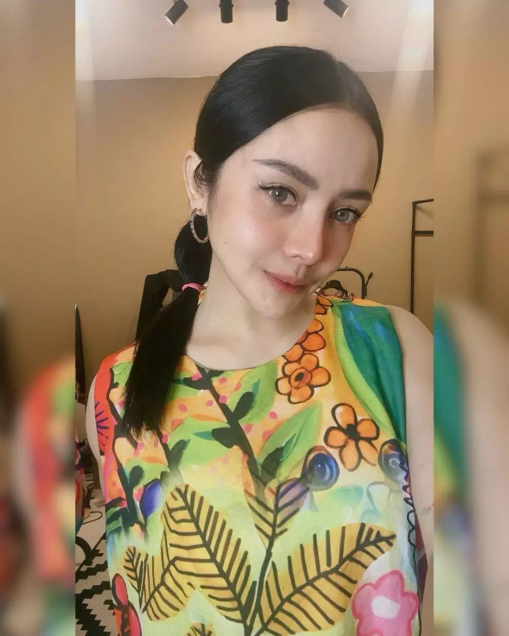 mawar afi oplas hidung 200 juta © 2024 brilio.net