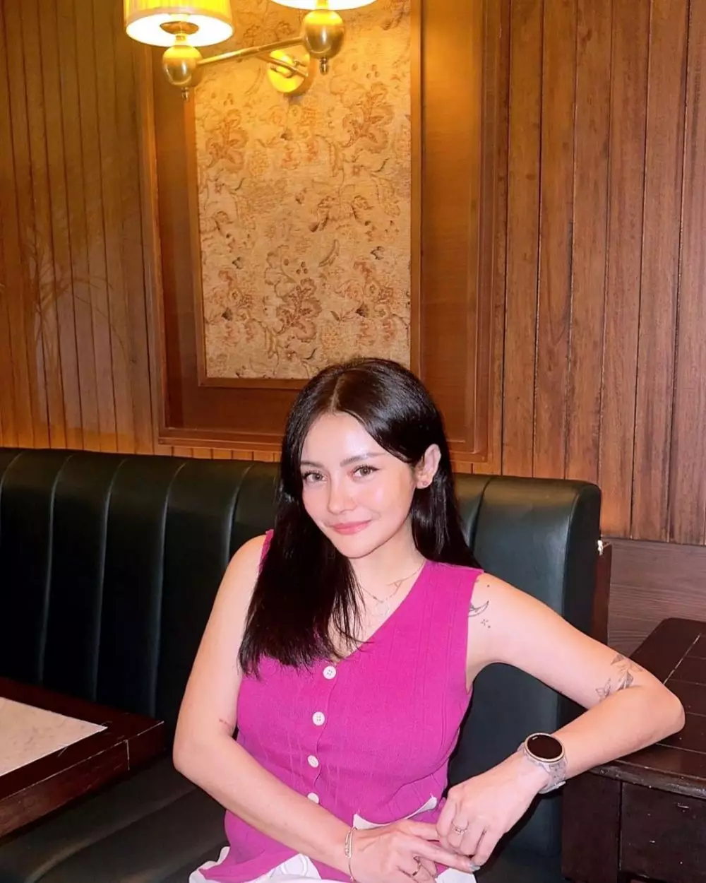 mawar afi oplas hidung 200 juta © 2024 brilio.net