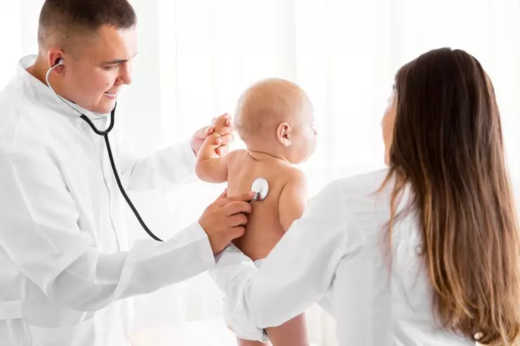 Penyakit jantung bawaan pada bayi freepik.com Penyakit jantung bawaan pada bayi freepik.com