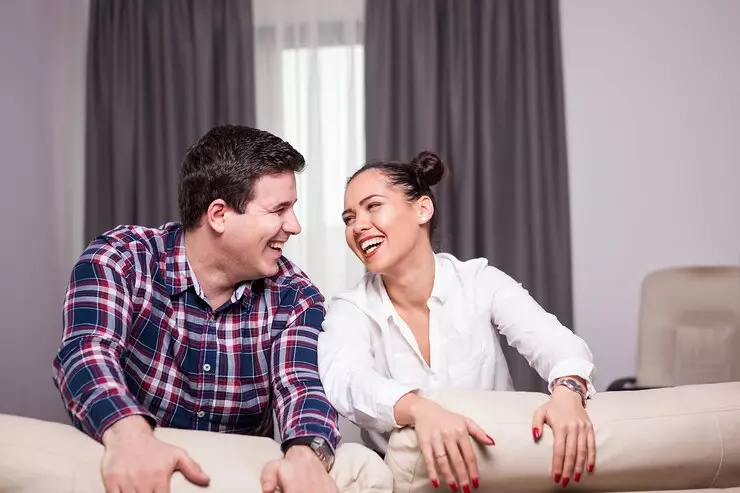 Gombalan jitu bikin baper suami freepik.com