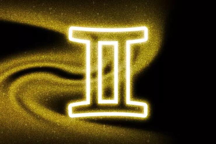 Ramalan keuangan 12 zodiak di Agustus 2024 freepik.com