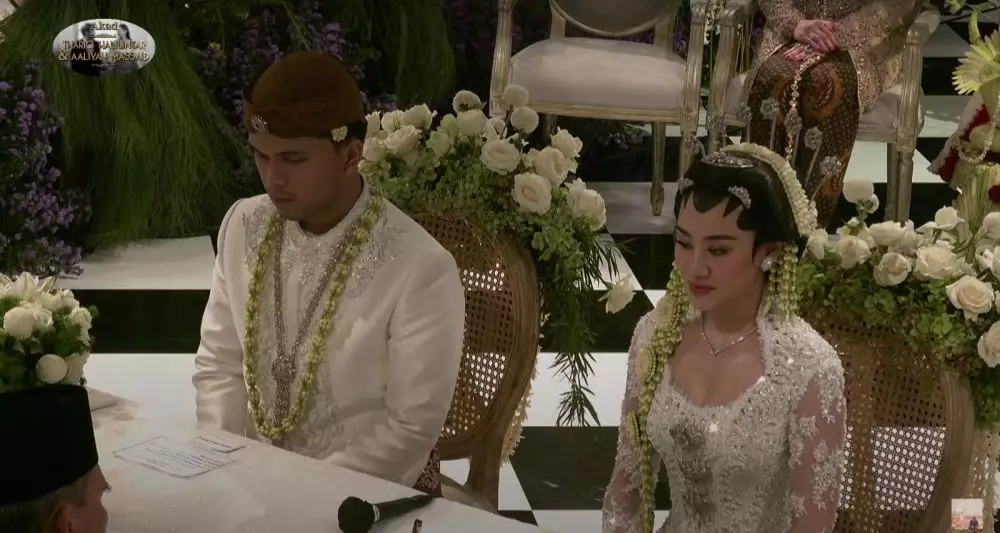 Kisah perjalanan cinta Aaliyah Massaid dan Thariq Halilintar berbagai sumber