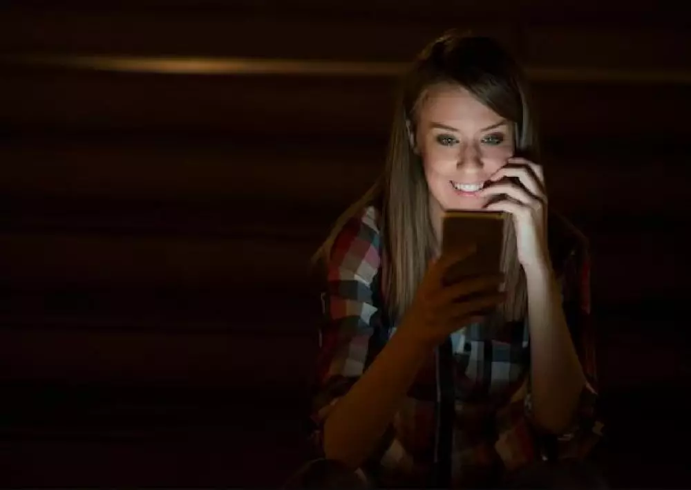 Gombalan telepon auto baper freepik.com