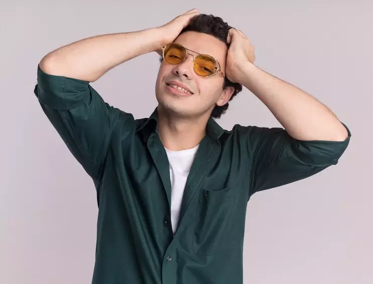 Gombalan bikin baper buat cowok cuek  freepik.com