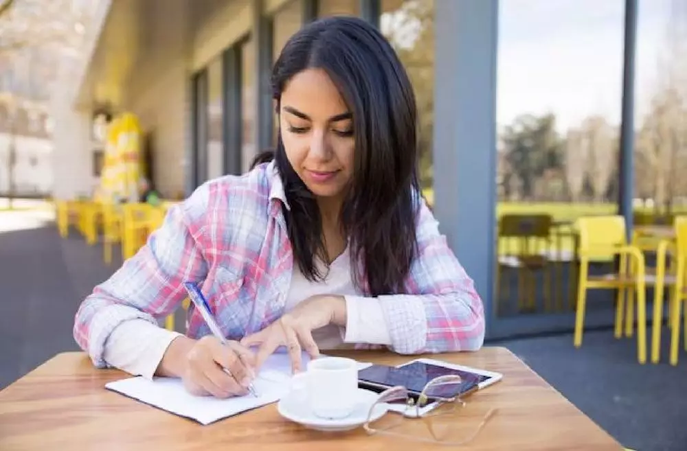 Contoh surat kuasa ambil uang di bank freepik.com Contoh surat kuasa ambil uang di bank freepik.com