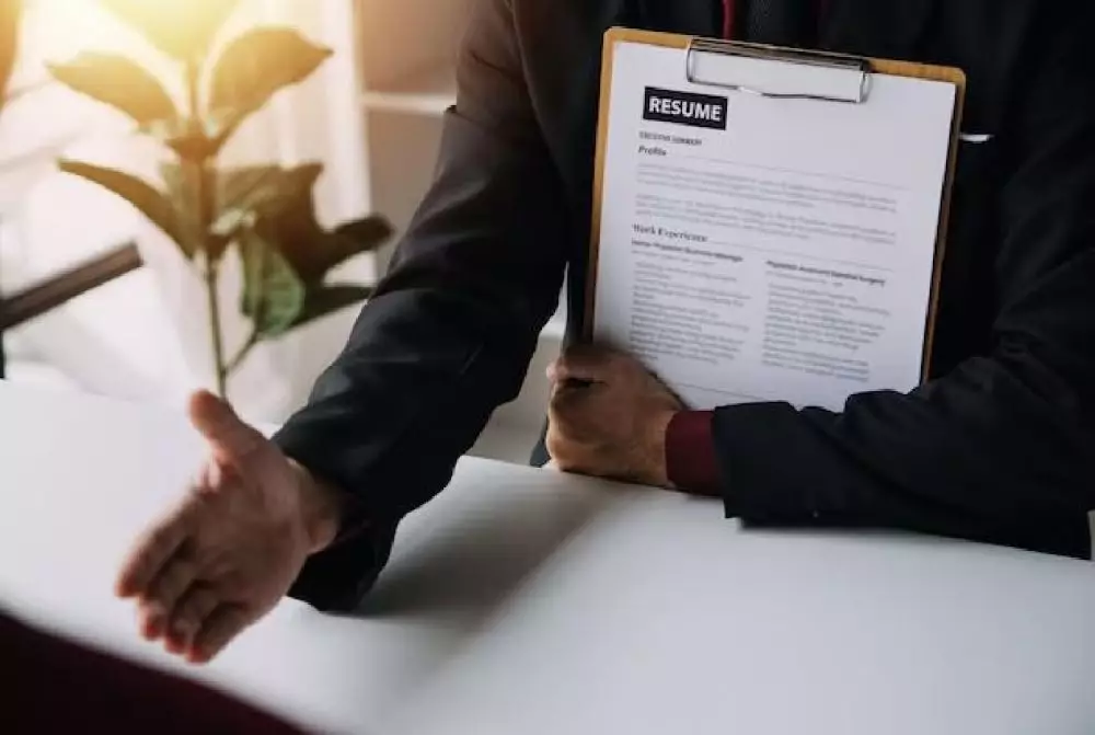 Contoh surat lamaran kerja umum freepik.com Contoh surat lamaran kerja umum freepik.com