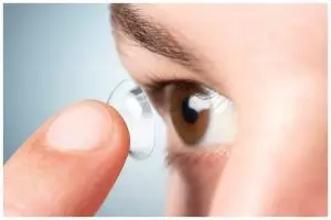 [KUIS] Jangan asal beli kalau nggak mau kecewa, tentukan warna softlens yang cocok dari undertone
