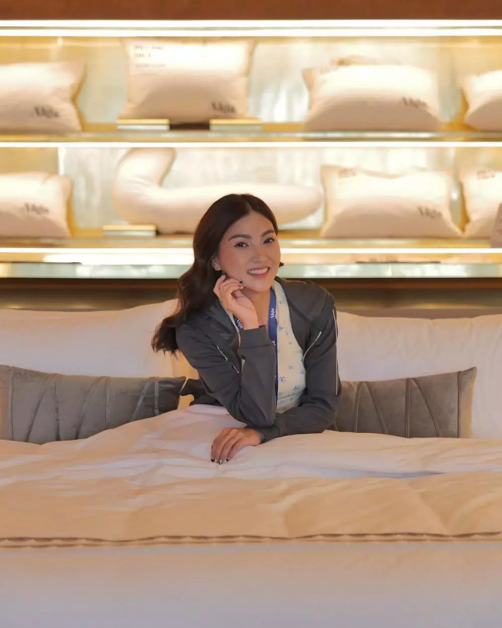 sarwendah kista bikin lumpuh berbagai sumber