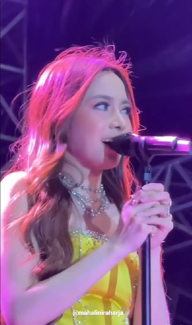 respon santai mahalini berbagai sumber