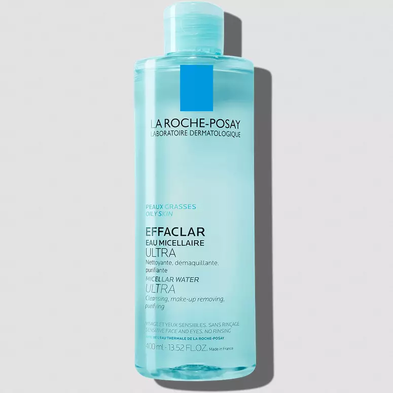Micellar water untuk fungal acne © 2024 freepik.com