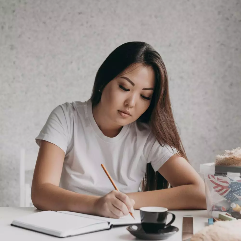 Contoh surat untuk sahabat © 2024 freepik.com Contoh surat untuk sahabat © 2024 freepik.com