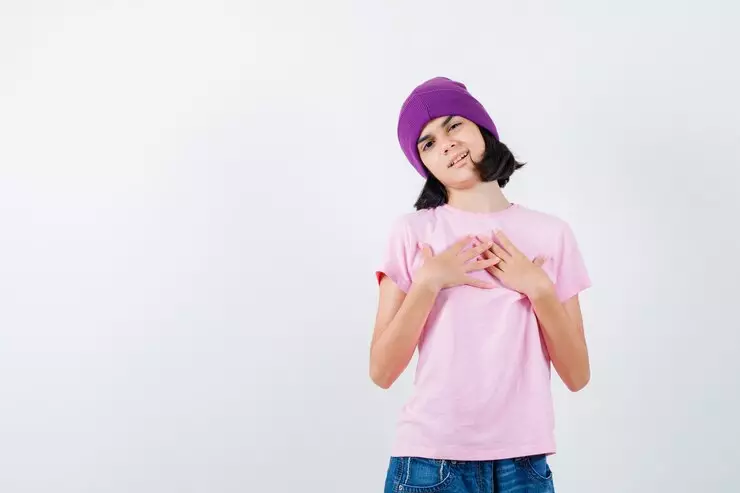 Gejala awal kanker payudara pada remaja freepik.com