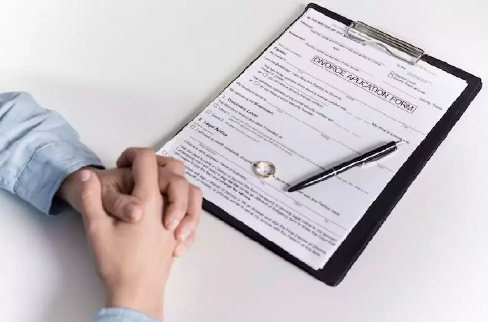 Contoh surat keabsahan akta kelahiran freepik.com