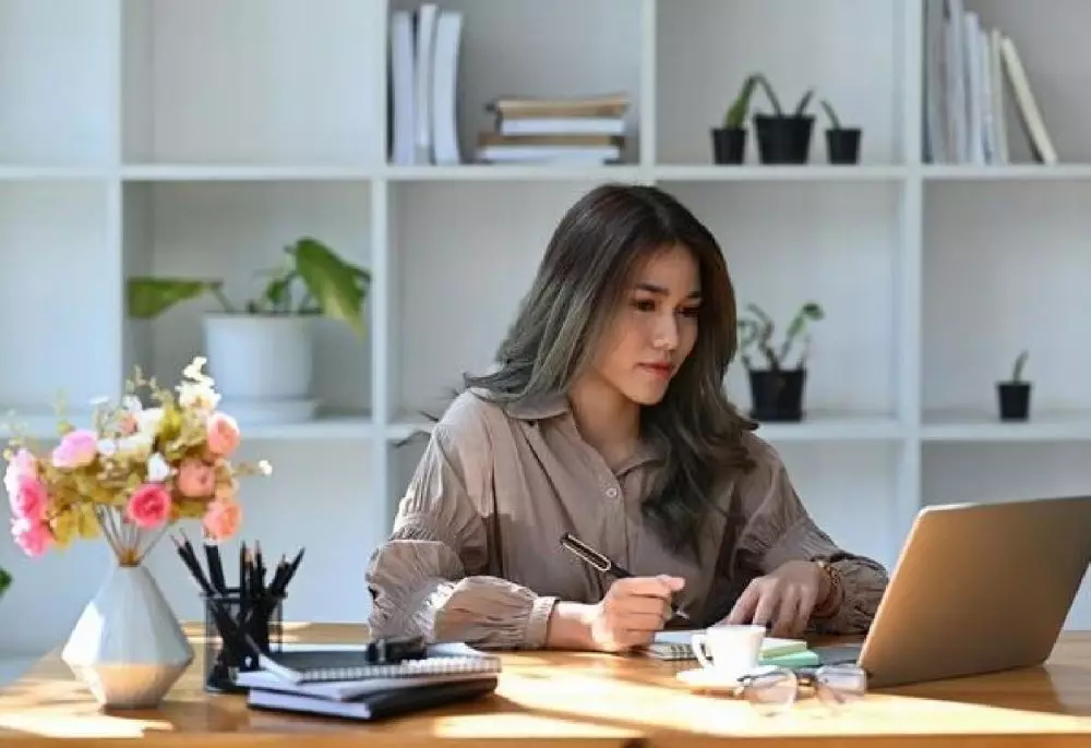 Contoh surat keputusan freepik.com