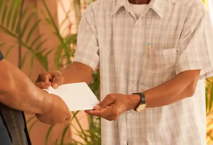 Contoh surat pengantar freepik.com