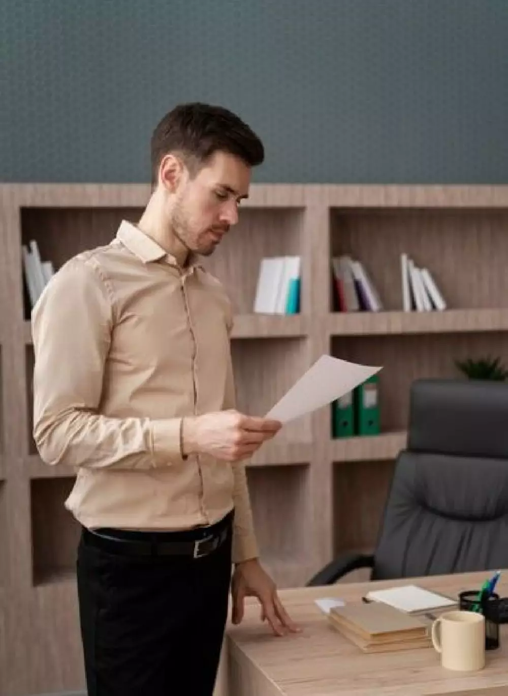 Contoh surat perintah tugas freepik.com